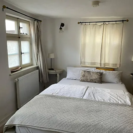 Guest house Gaestehaeuser Hoelle 12 Und Hoelle 13 *